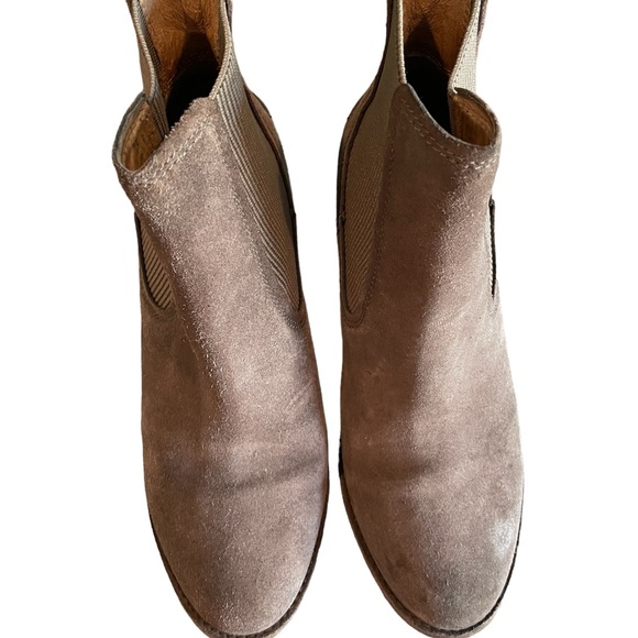 Ugg Faye Suede leather Chelsea heeled ankle boot in Taupe Color Mysterious 7.5 - Picture 11 of 15